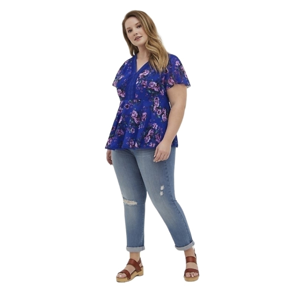 NWT TORRID Peplum Chiffon Clip Dot Lace Floral Top 6X